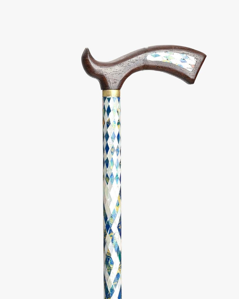 عكاز فنجي بصدف طبيعي… فخامة تنطق بالأصالة